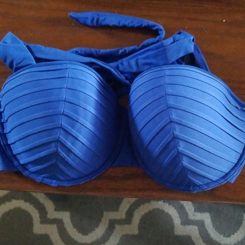 Swim bikini top